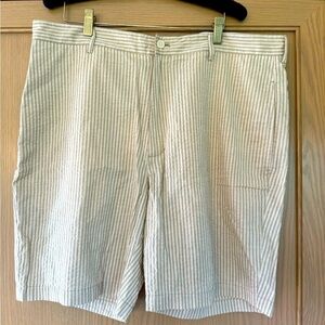 NWOT J. Peterman Cotton Seersucker / Tan and Cream / Flat Panel Short / 38